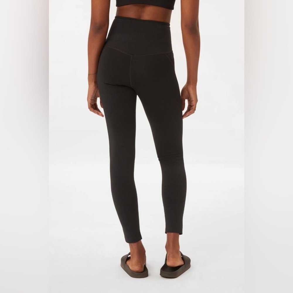 Girlfriend Collective Compressive High Rise Leggings